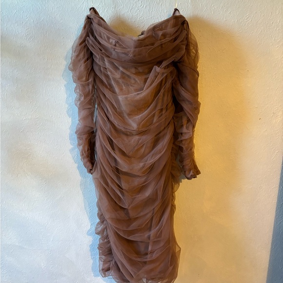 ANAIS CHESTNUT TULLE OFF SHOULDER RUCHED DRESS - Picture 3 of 8